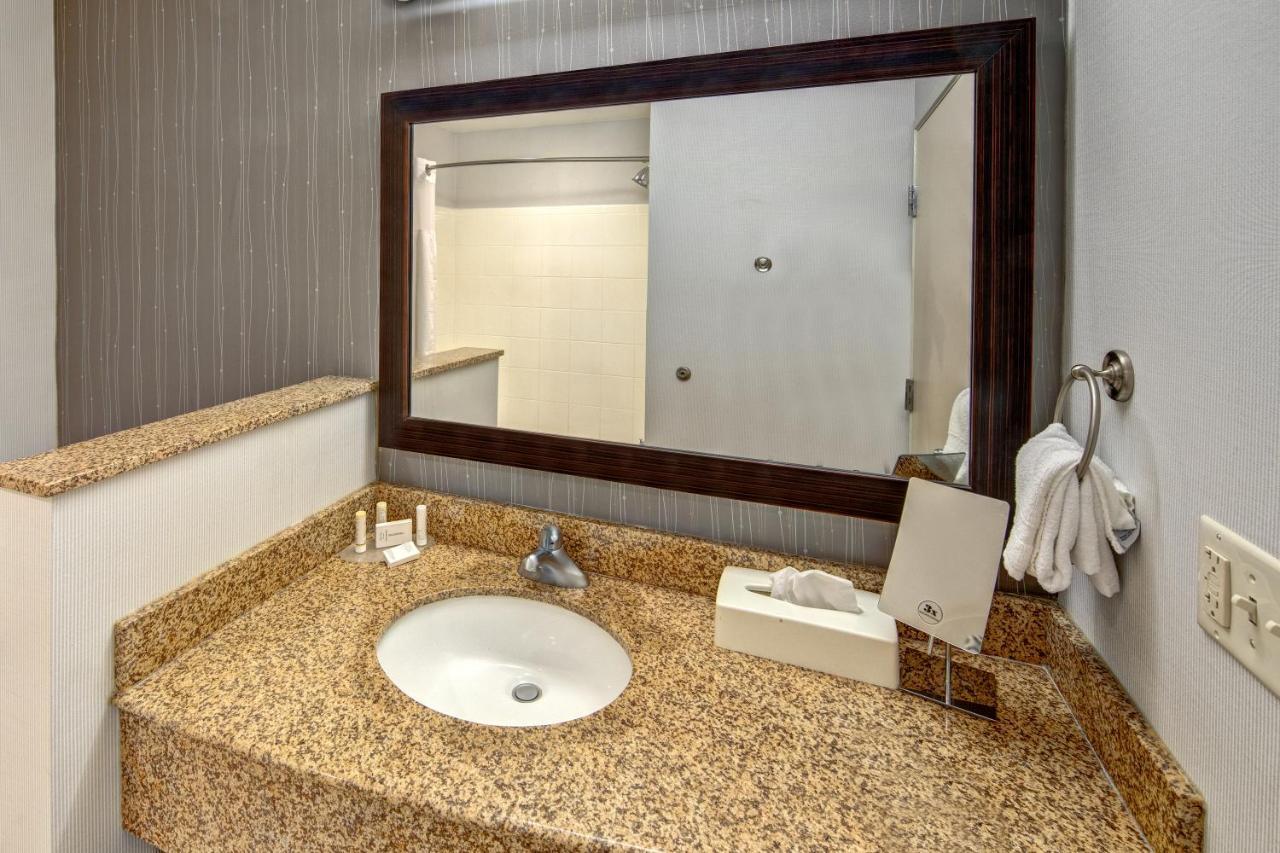 Courtyard By Marriott Troy Hotel Bagian luar foto