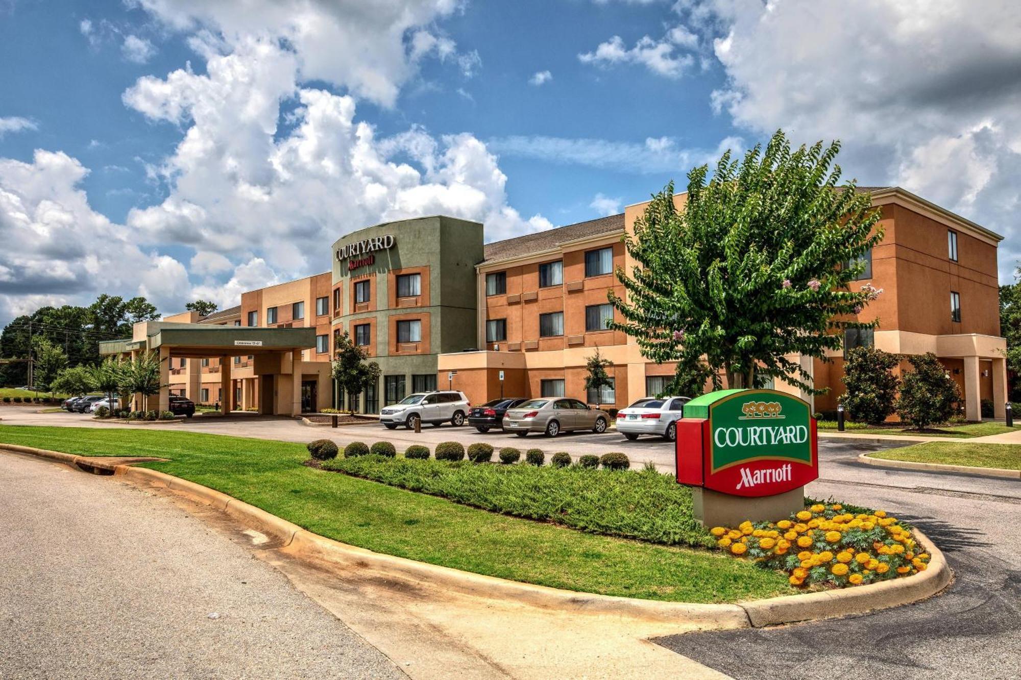 Courtyard By Marriott Troy Hotel Bagian luar foto