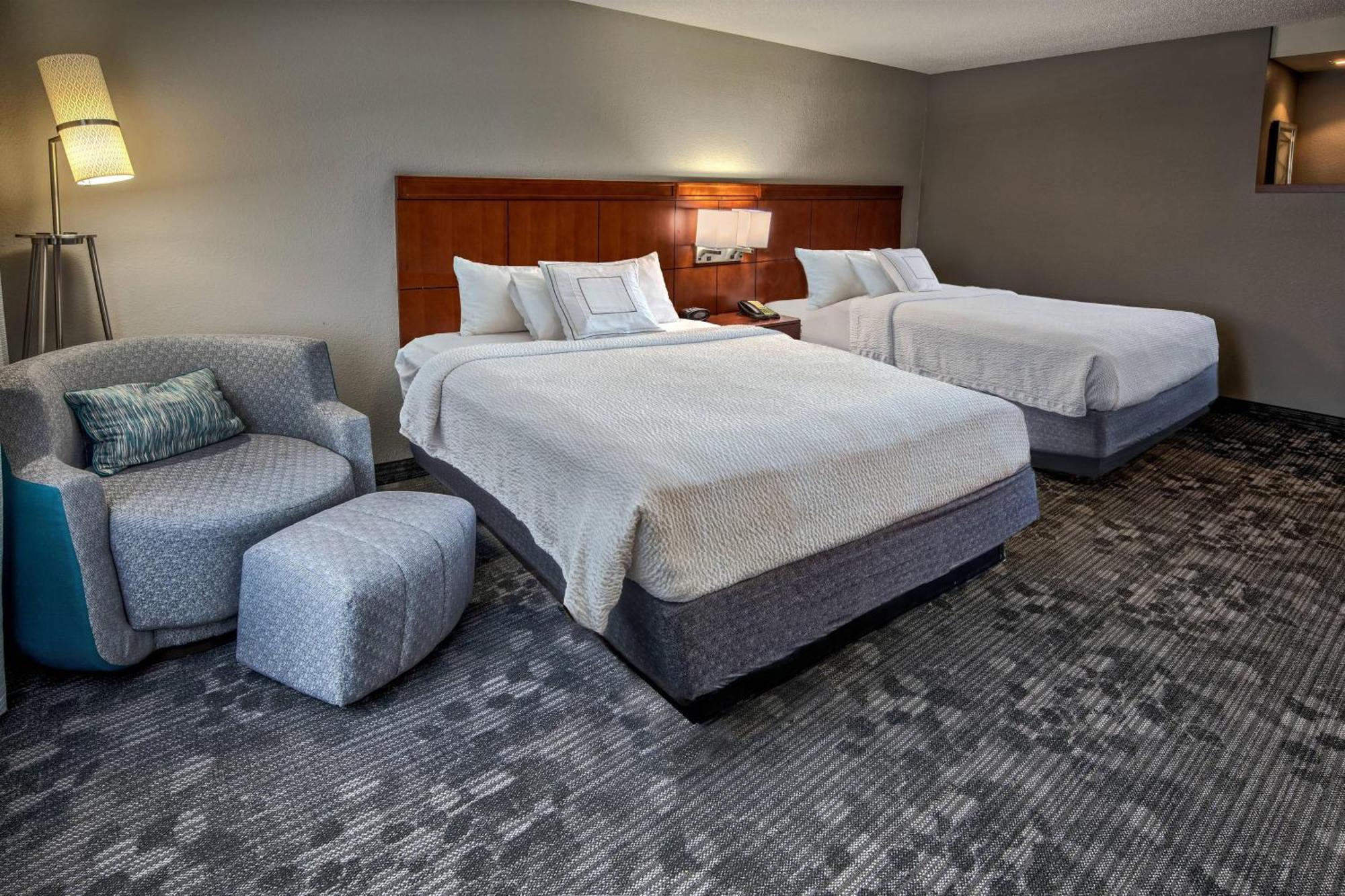 Courtyard By Marriott Troy Hotel Bagian luar foto