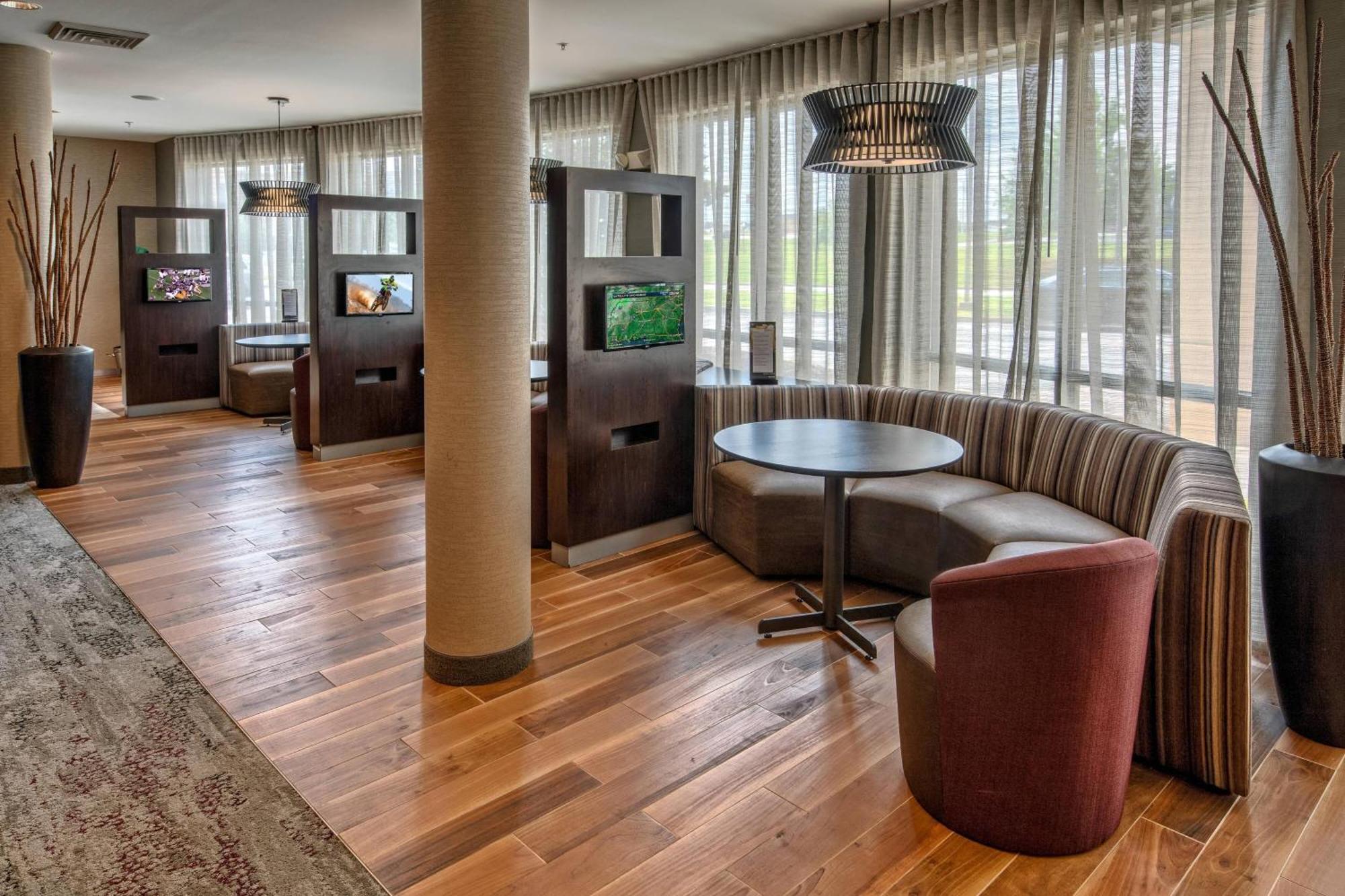 Courtyard By Marriott Troy Hotel Bagian luar foto